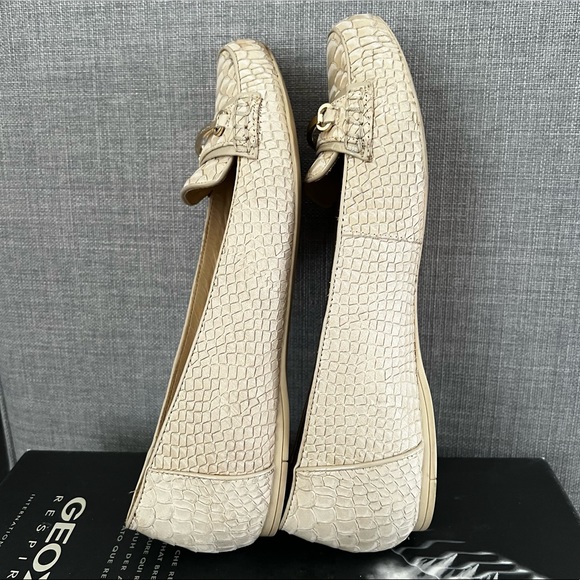Geox Women’s python leather flats. US 8.5 (EU 38.5) - Picture 11 of 12